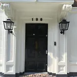 Blue Wave Stay - Free Parking