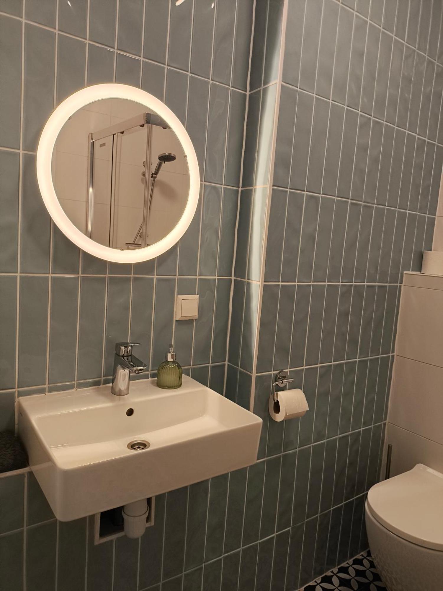 Privatunterkunft Blue Wave - Free Parking *